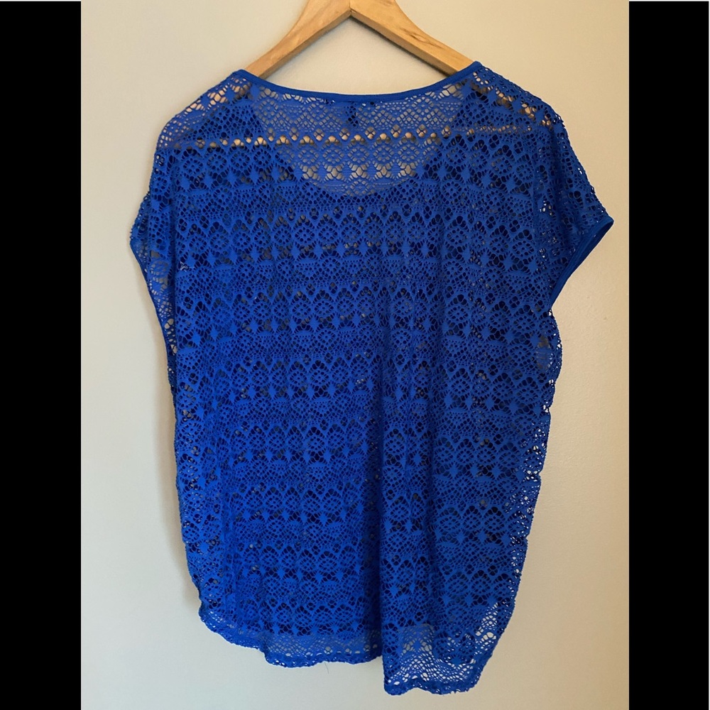 NWOT chais sport blue top